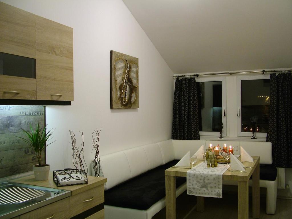Korzo Apartman Kőszeg Стая снимка